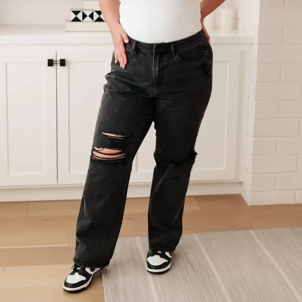 SUSANNAH HIGH RISE RIGID MAGIC 90'S DISTRESSED STRAIGHT JEANS IN BLACK - Picture 1 of 7